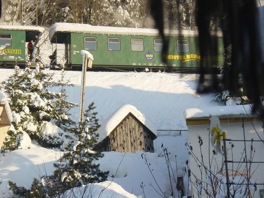 Ferienwohnung Bimmelbahn-Blick Neudorf (Saxony) Quarto foto